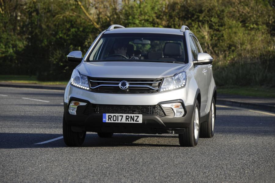  SsangYong Korando SE 4x4 2017 года  (UK) (фото 9 из 10)